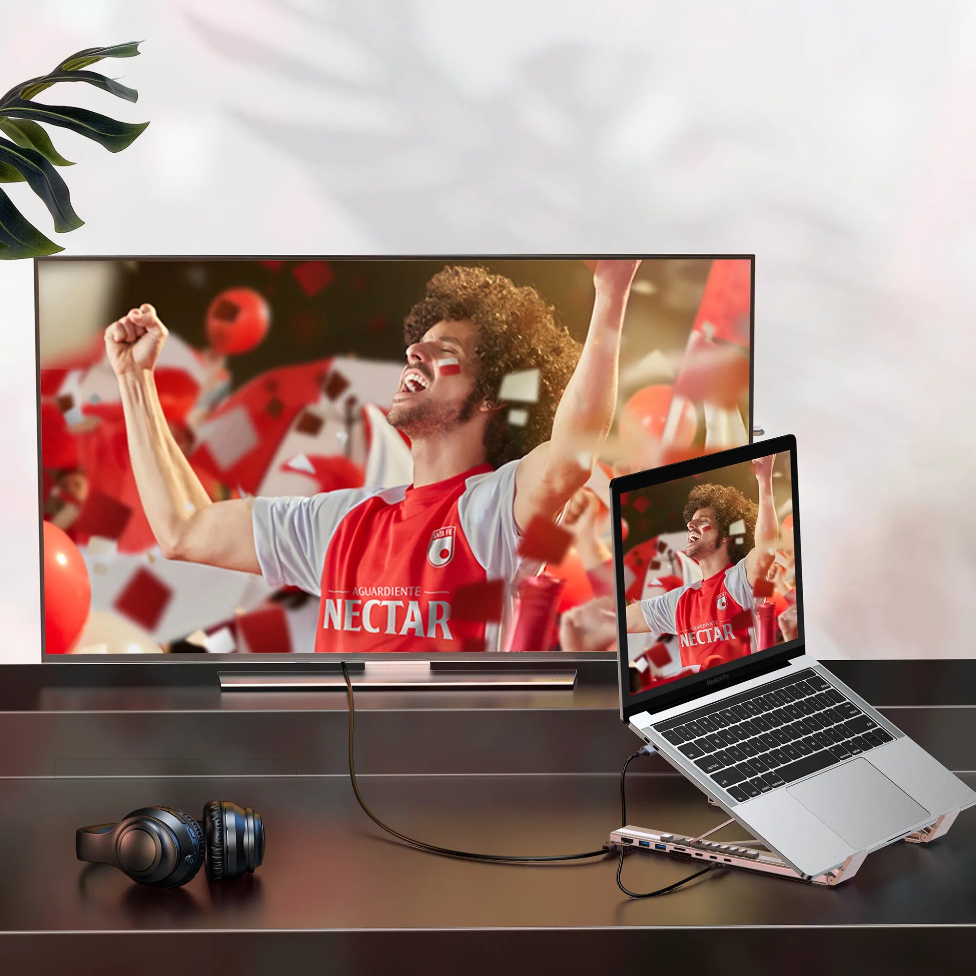 Why Minimalist Desk Setups Are Trending in 2025